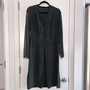 LIKE NEW - Chic JOSEPH polka dot dress